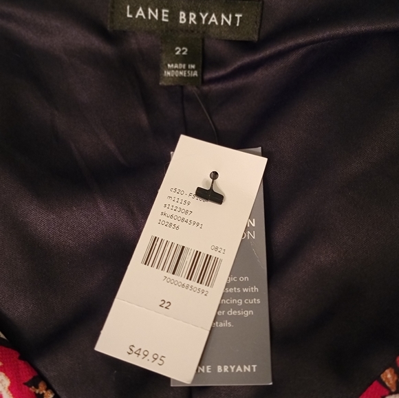 NWT Lane Bryant  Floral Blouse w/ Flutter Sleeves, Gathered Elastic Waist - 22 - Picture 7 of 7